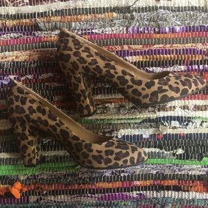 Merona Leopard print block heels Size 8